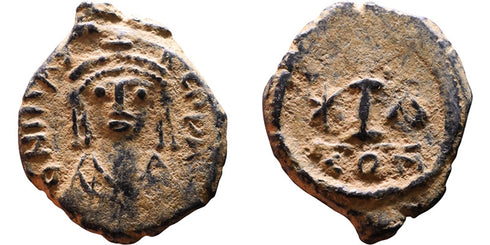 Ancient Byzantine coin of Maurice Tiberius Ae Decanummium - Constantinople